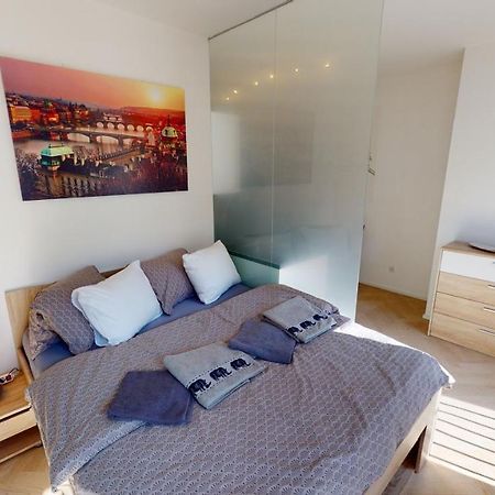 Onsite Free Garage Parking, 10Min Centre By Bus Praga Exterior foto